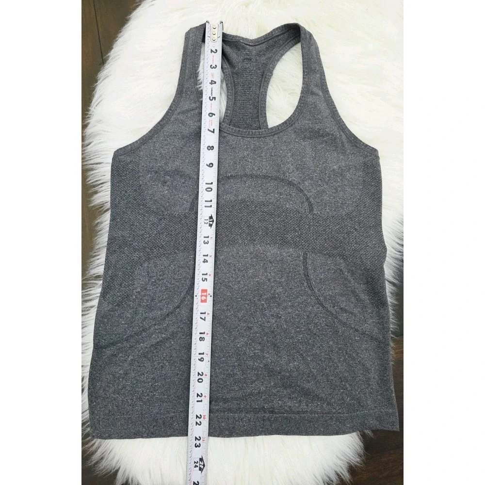 Lululemon Swiftly Tech Racerback Tank Top Women's Size 6 Gray